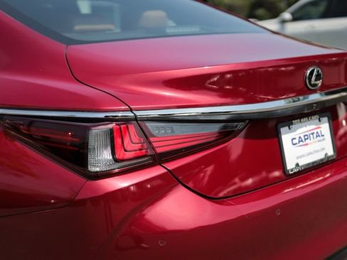 Used 2021 Lexus ES 350 w/ Premium Package FWD image 15