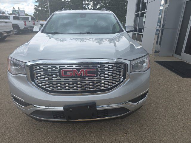 Used 2017 GMC Acadia Denali w/ Technology Package AWD/4WD image 2