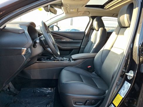 Certified 2023 MAZDA CX-30 AWD 2.5 S w/ Premium Package image 15