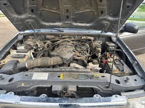 Used 2004 Ford Ranger XLT AWD/4WD image 22