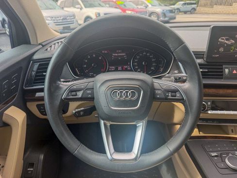 Used 2019 Audi Q5 2.0T Premium w/ Convenience Package AWD/4WD image 8