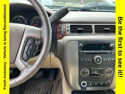 Used 2013 GMC Sierra 1500 SLT w/ SLT Convenience Package AWD/4WD image 17