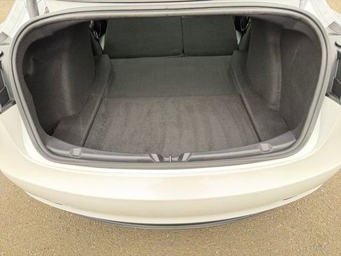 Used 2022 Tesla Model 3 Performance image 31