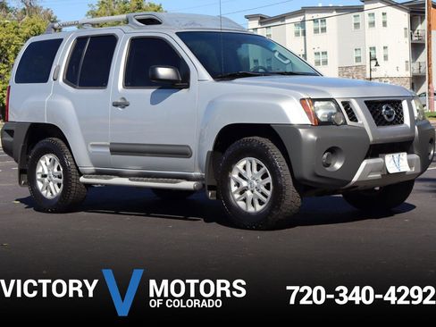 Used 2015 Nissan Xterra S image 1