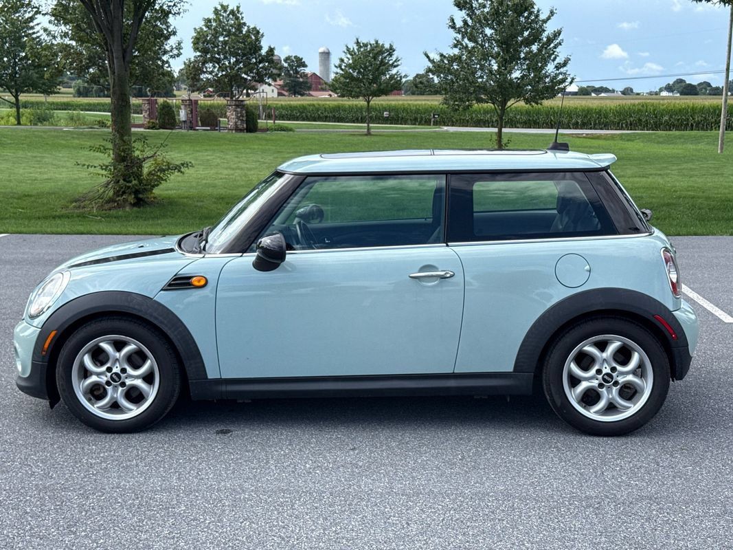 Used 2013 MINI Cooper Hardtop FWD image 5
