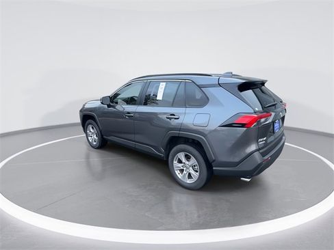 Used 2023 Toyota RAV4 XLE image 5