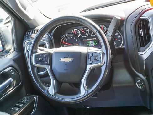 Used 2021 Chevrolet Silverado 1500 LT w/ Convenience Package II image 16