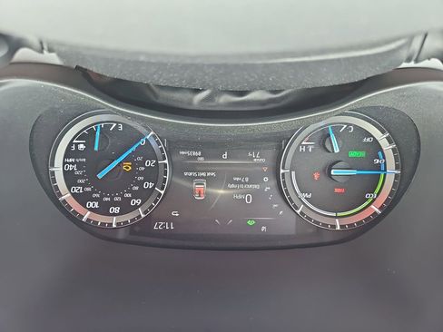 Used 2021 Toyota Highlander Platinum image 24