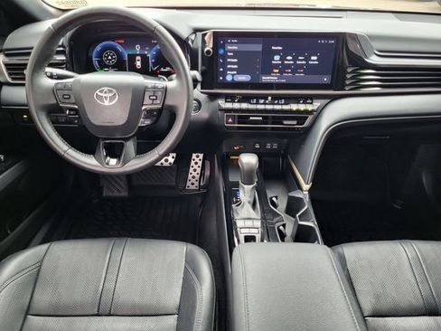 Used 2025 Toyota Camry XSE image 23