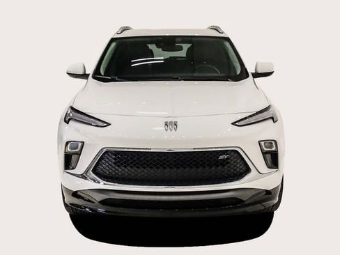 Used 2024 Buick Encore GX Sport Touring w/ Comfort Package image 3