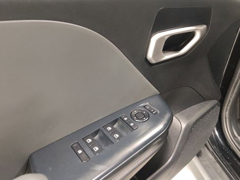 Used 2025 Kia K4 FWD image 27