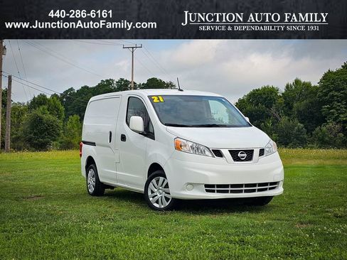 Used 2021 Nissan NV200 SV w/ Back Door Glass Package FWD image 1