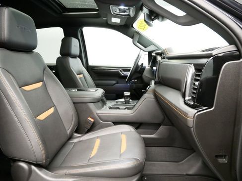 Used 2022 GMC Sierra 1500 AT4 w/ AT4 Preferred Package image 25