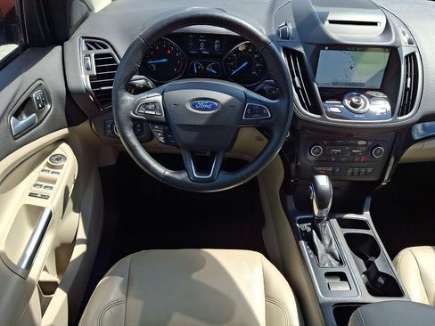 Used 2018 Ford Escape Titanium AWD/4WD image 14