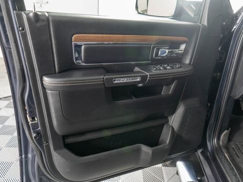 Used 2015 RAM 2500 Laramie w/ Convenience Group image 26