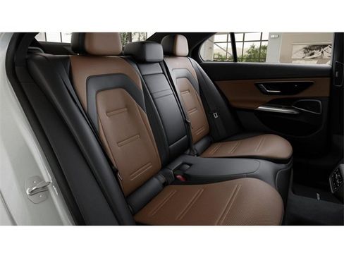 New 2026 Mercedes-Benz E 53 AMG e 4MATIC Sedan image 5