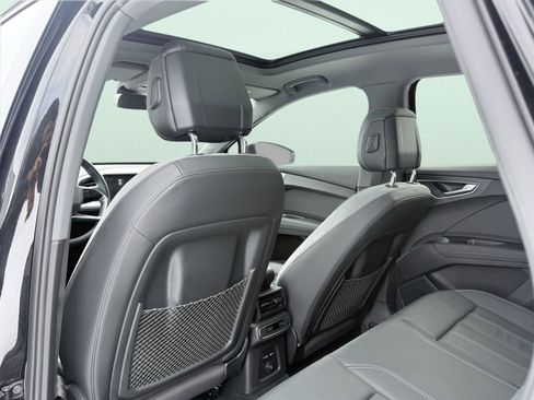 Used 2023 Audi Q4 e-tron Premium Plus w/ Premium Plus image 44