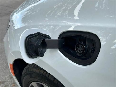 Certified 2023 Chrysler Pacifica Pinnacle FWD image 41