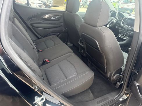 Used 2024 GMC Terrain SLE FWD image 13
