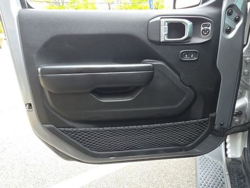 Used 2020 Jeep Wrangler Unlimited Sport image 7