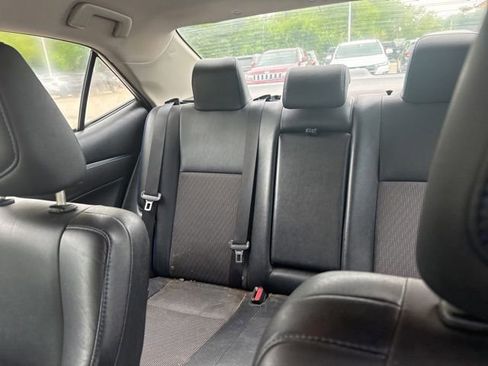 Used 2017 Toyota Corolla L FWD image 4