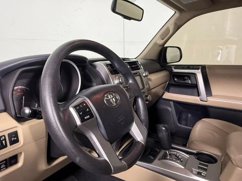 Used 2013 Toyota 4Runner SR5 w/ Convenience Pkg RWD image 16