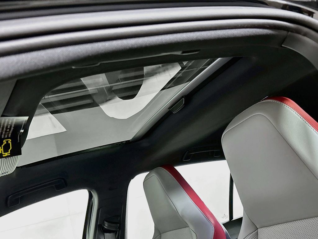 New 2026 Volkswagen GTI SE FWD image 19