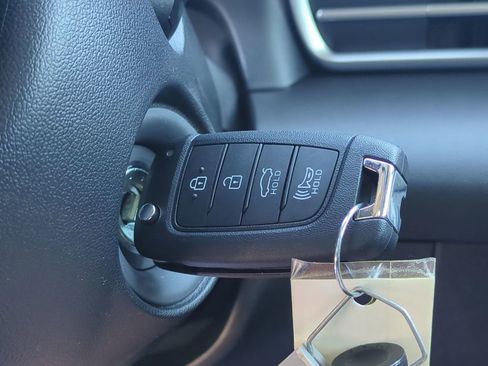 New 2026 Hyundai Elantra SE image 34