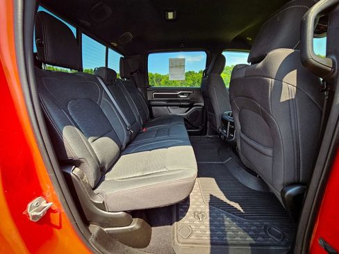 Used 2025 RAM 1500 Big Horn AWD/4WD image 40
