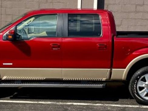 Used 2013 Ford F150 Lariat w/ Mid Equipment Group image 8