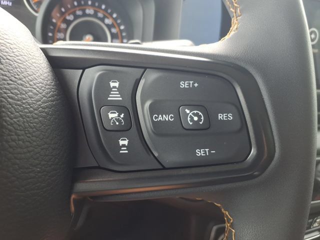Used 2024 Jeep Wrangler Unlimited Sport AWD/4WD image 27