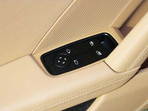 Used 2026 Porsche 911 GT3 image 18