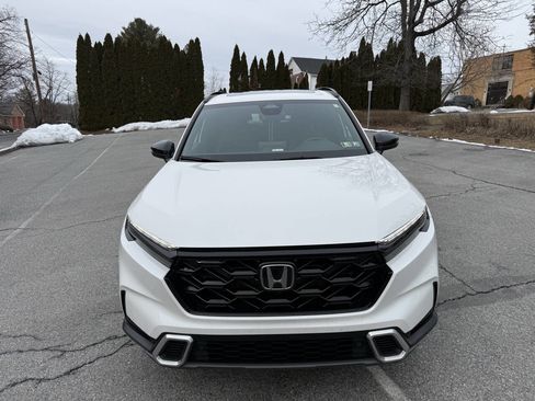 Used 2025 Honda CR-V Sport Touring image 3