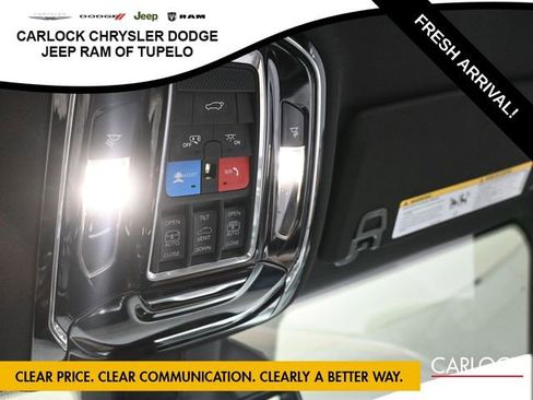 Used 2023 Jeep Grand Cherokee L Summit w/ Luxury Tech Group V image 27