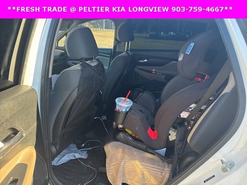 Used 2019 Hyundai Santa Fe SEL image 11