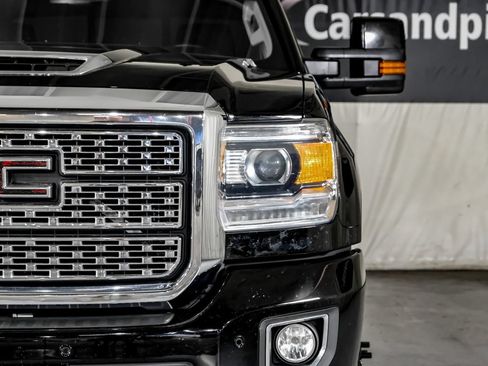 Used 2018 GMC Sierra 3500 Denali w/ Duramax Plus Package AWD/4WD image 40