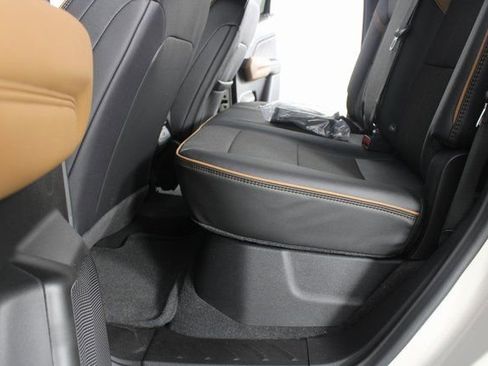 New 2026 GMC Canyon AT4 image 16