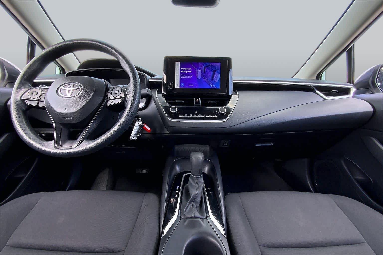 Used 2024 Toyota Corolla LE FWD image 15