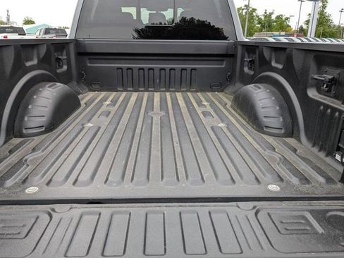 Used 2023 Ford F250 XLT w/ XLT Premium Package AWD/4WD image 18