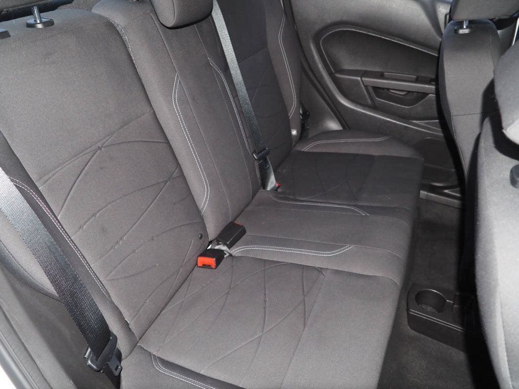 Used 2014 Ford Fiesta SE FWD image 25
