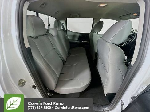 Used 2017 Toyota Tacoma SR5 w/ Tow Package AWD/4WD image 28