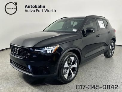 New 2025 Volvo XC40 B5 Plus w/ Protection Package Premier