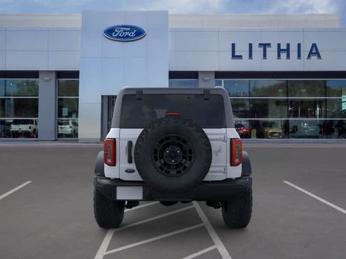 New 2026 Ford Bronco Badlands w/ Sasquatch Package AWD/4WD image 5