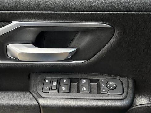 New 2026 RAM 1500 4x4 Crew Cab image 24