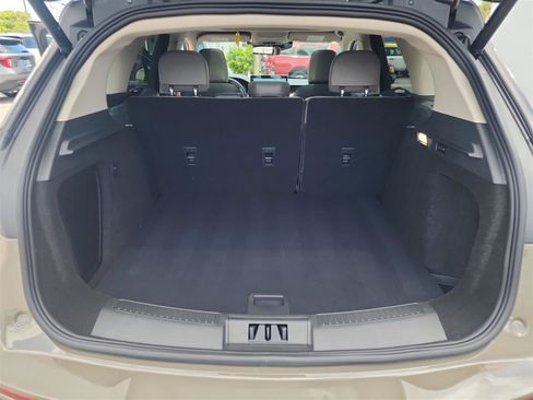 New 2025 Lincoln Corsair Reserve w/ Equipment Group 202A image 18