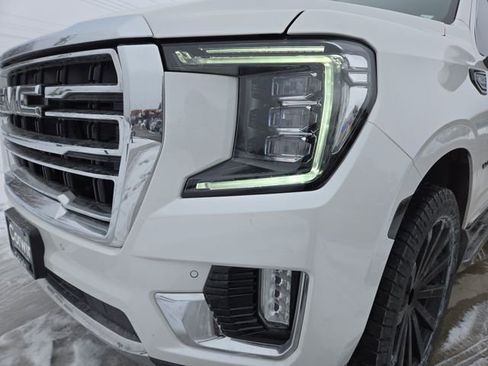Used 2023 GMC Yukon SLT image 6