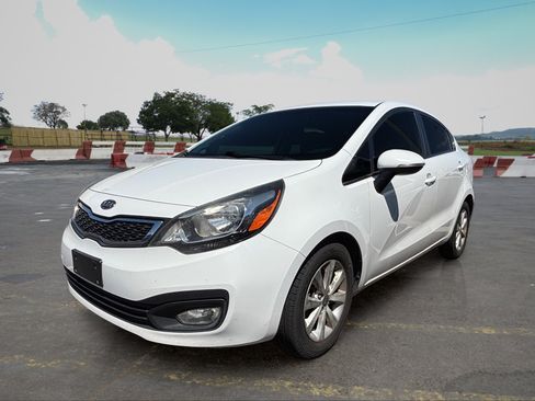 Used 2013 Kia Rio EX w/ Convenience Pkg FWD image 5