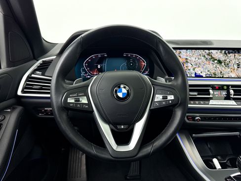 Used 2022 BMW X5 xDrive40i w/ Premium Package AWD/4WD image 36