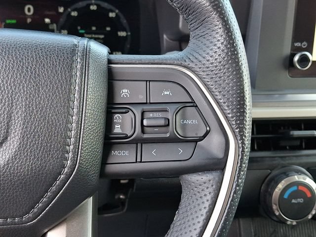 Used 2025 Toyota Tacoma TRD Off-Road AWD/4WD image 24