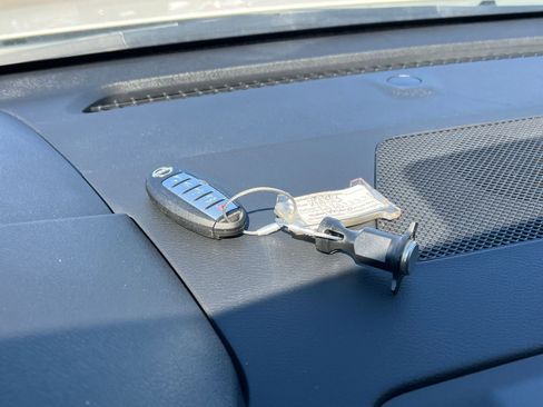 Used 2025 Nissan Altima 2.5 SV image 21